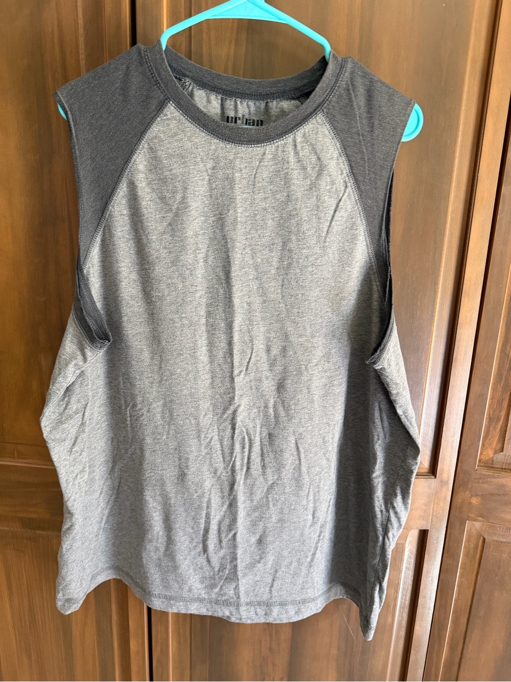 urban pipeline Gray Two-Tone Sleeveless Tank - Picture 1 of 3